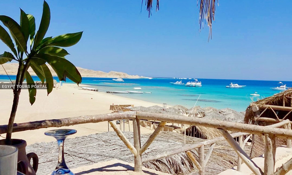 Gifton Island - Beaches in Hurghada - Egypt Tours Portal
