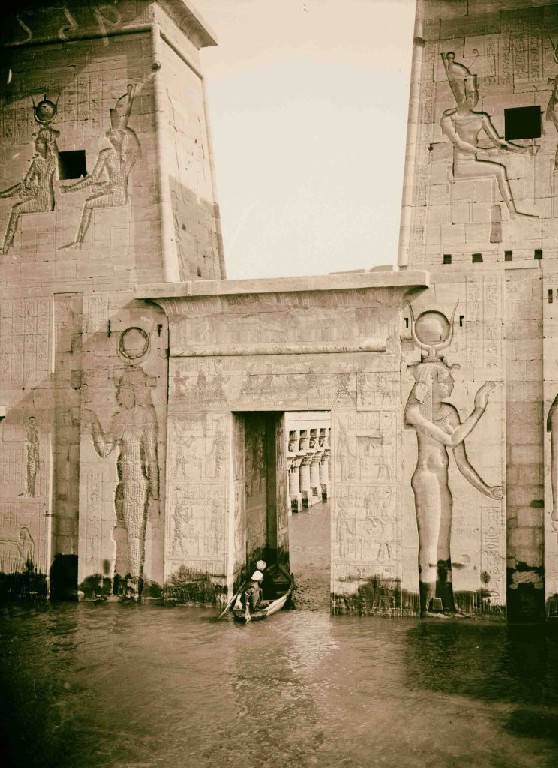 The Entrance of Philae Temple on the Flood - Philae Temple Relocation - Egypt Tours Portal