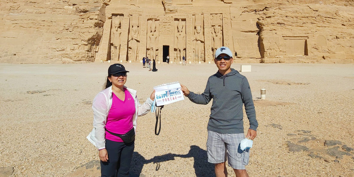 Egypt Tours Portal Customers At the Temples of Abu Simbel