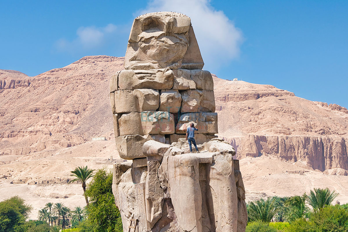 The Colossi of Memnon, Luxor