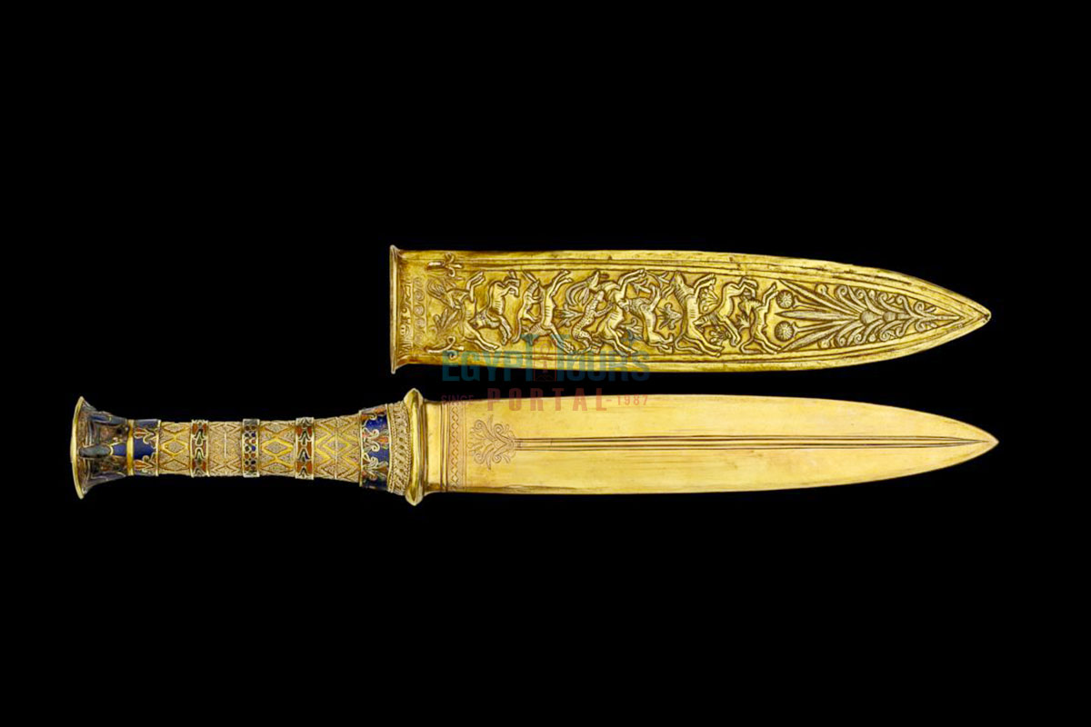 Gold Dagger and Sheath of Tutankhamun - Egypt Tours Portal