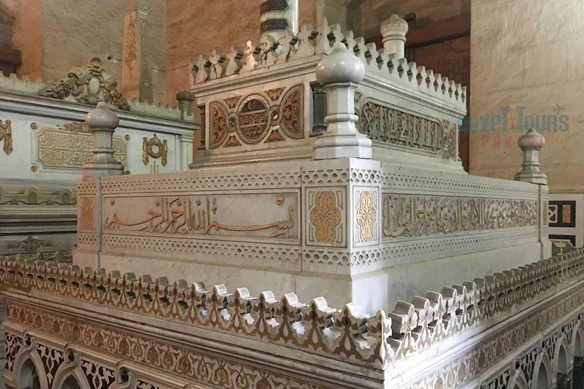 Al Rifai Mosque Mausoleum - Egypt Tours Portal