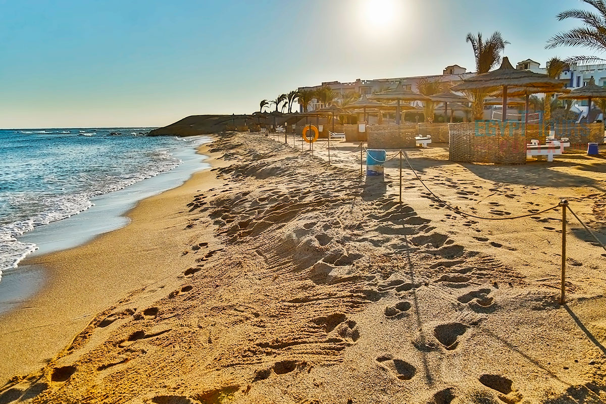 Beaches in Safaga - Egypt Tours Portal