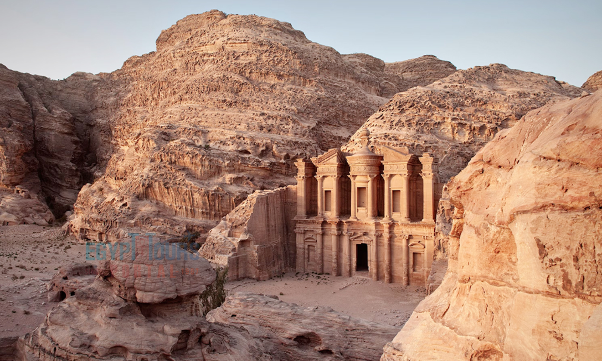 14 Days Cairo, Hurghada, Nile Cruise, & Jordan Tour - Egypt Tours Portal