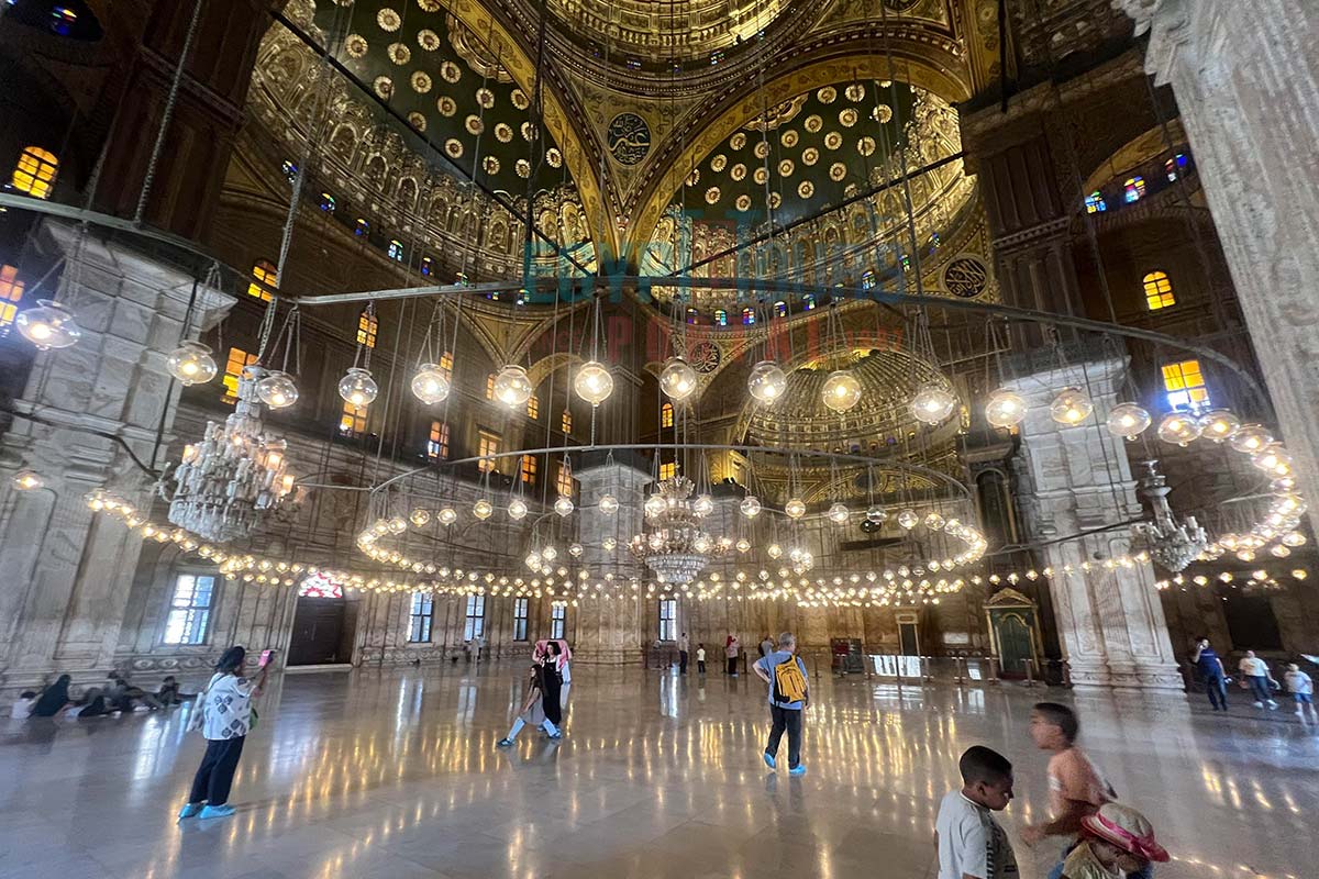 Interior and Architecture of the Muhammad Ali Mosque - Egypt Tours Portal
