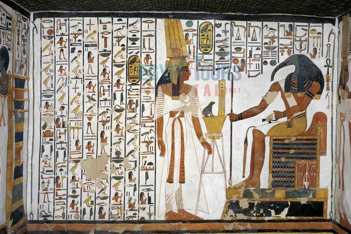 Nefertari Meritmut's Name - Egypt Tours Portal
