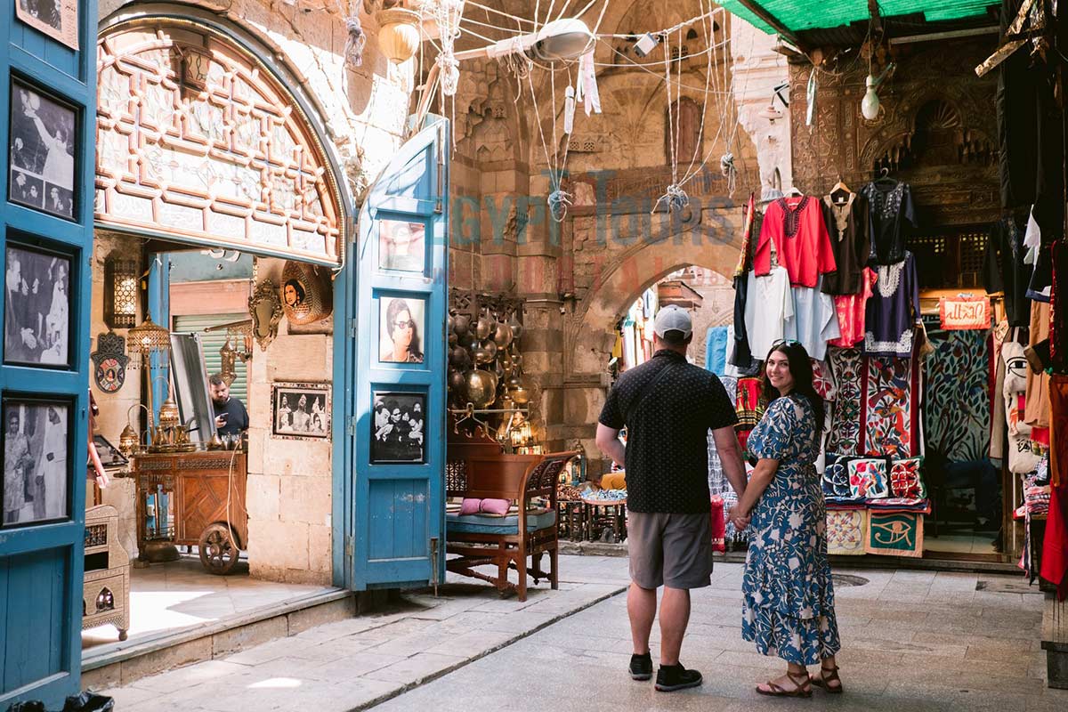 Shopping of Khan El-Khalili - Egypt Tours Portal