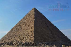Pyramid of Menkaure - Egypt Tours Portal