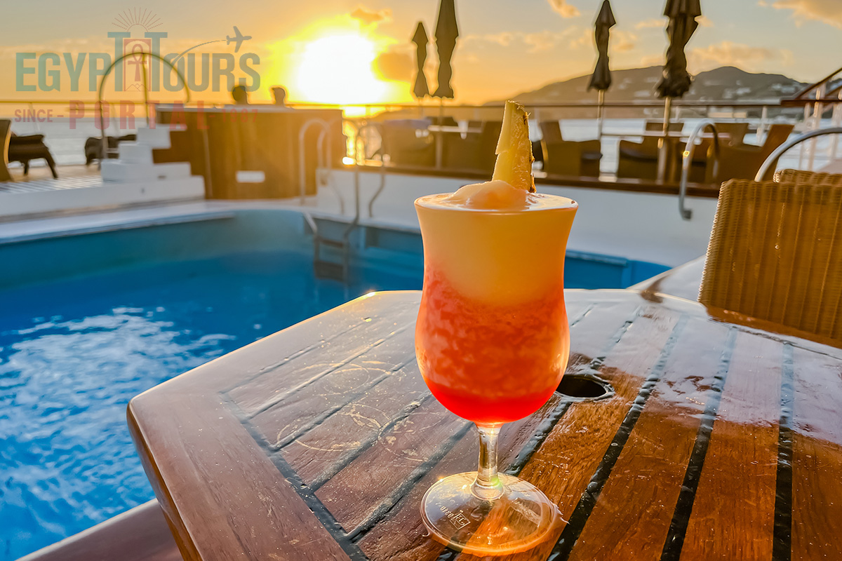 Exprience Onboard the Nile Cruise - Egypt Tours Portal.jpg
