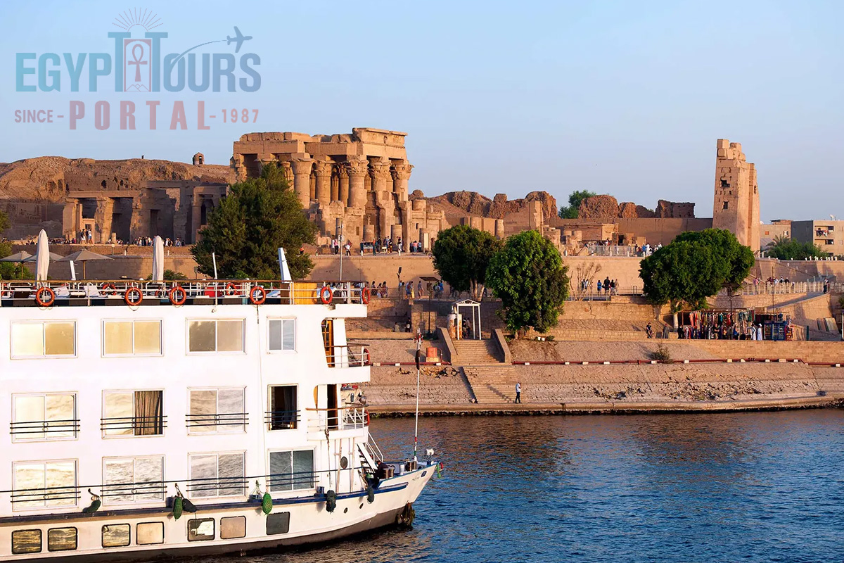 Tips on Having Private Tour Guide For Your Amazing Nile Cruise - Egypt Tours Portal.jpg