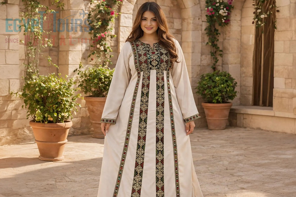 Traditional Egyptian Clothing - Egypt Tours Portal.jpg